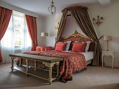 Crown Suite