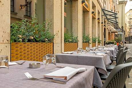 Hotel an der Oper                                                                          
