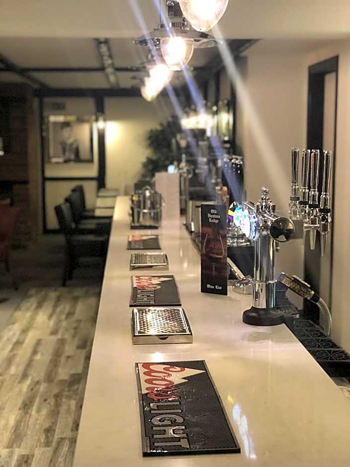 Old Hunters Lodge Whipsnade Limited