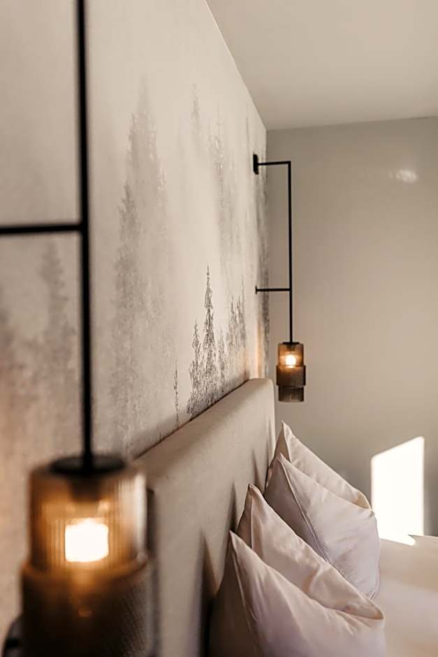 THE MATTHEW - Copper Lodge