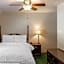 Sara Placid Inn & Suites