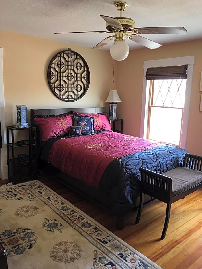 Attwood House Bed and Breakfast near Manhattan, KS
