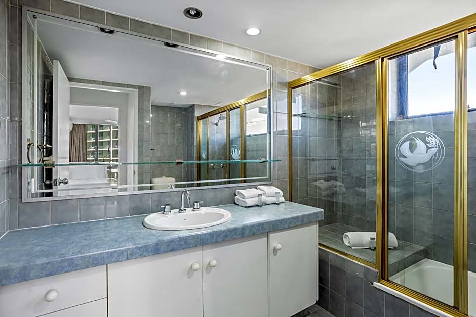 Genesis Apartments by Gold Coast Premium