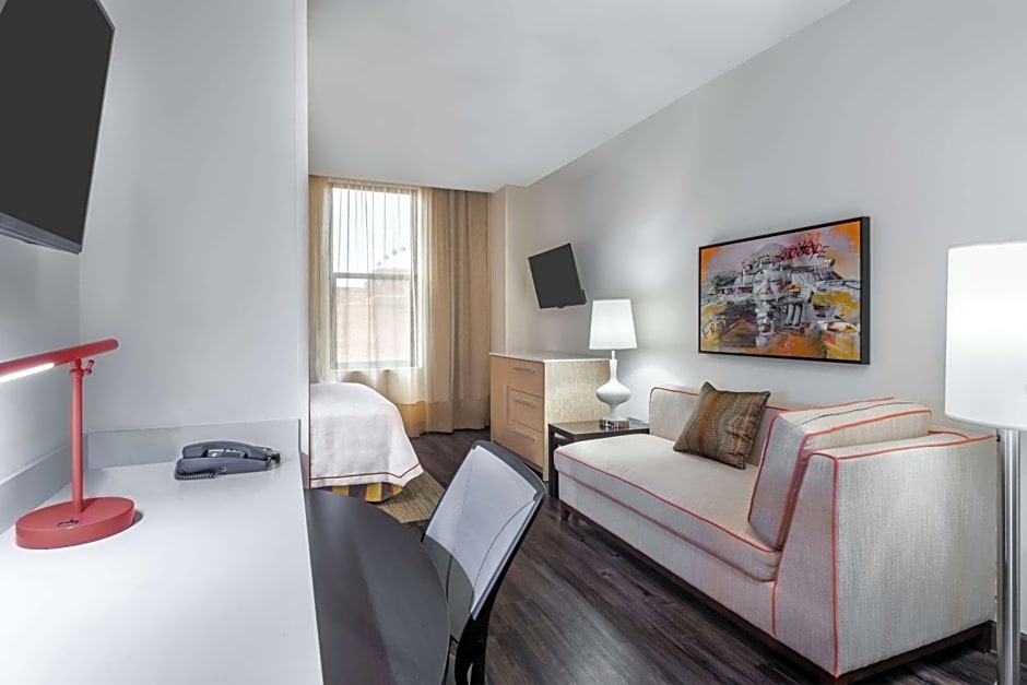 Home2 Suites by Hilton Atlanta Downtown