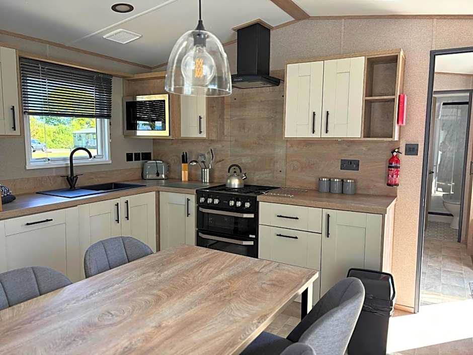Linwater Caravan Park - Luxury Lodges and Static Caravans near Edinburgh