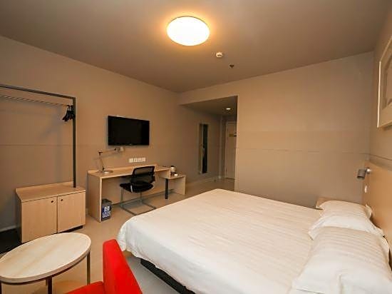 Jinjiang Inn Ningbo Airport Outlets Plaza