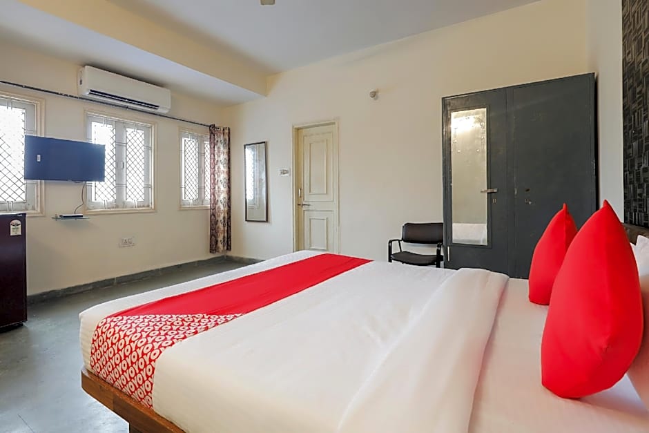Karnawat Guest House by OYO Rooms – Indore, OH