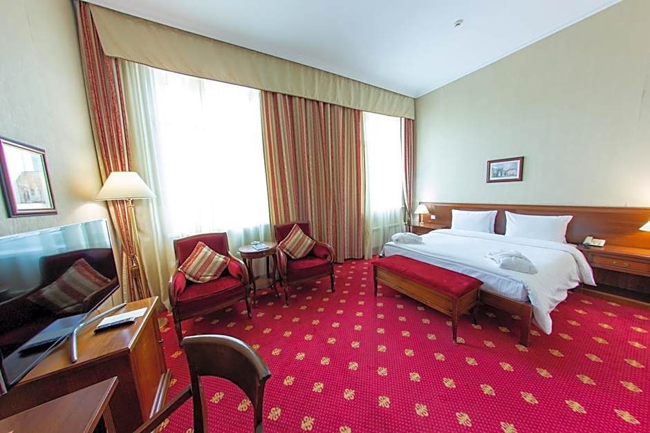 Grand Tien Shan Hotel