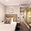 Byron Hotel