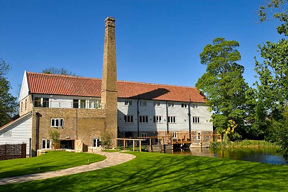 Tuddenham Mill Luxury Hotel