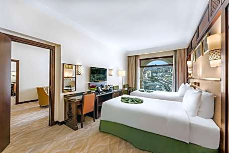 Executive Suite City view