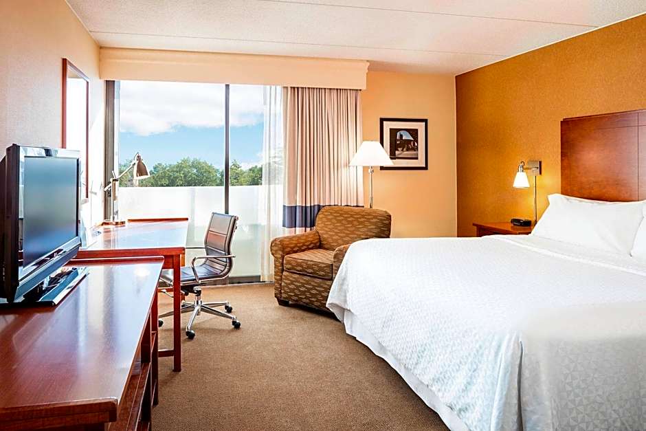 Four Points by Sheraton Chicago OHare Airport