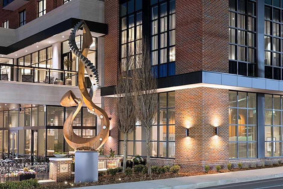 Valley Hotel Homewood Birmingham, Curio Collection by Hilton