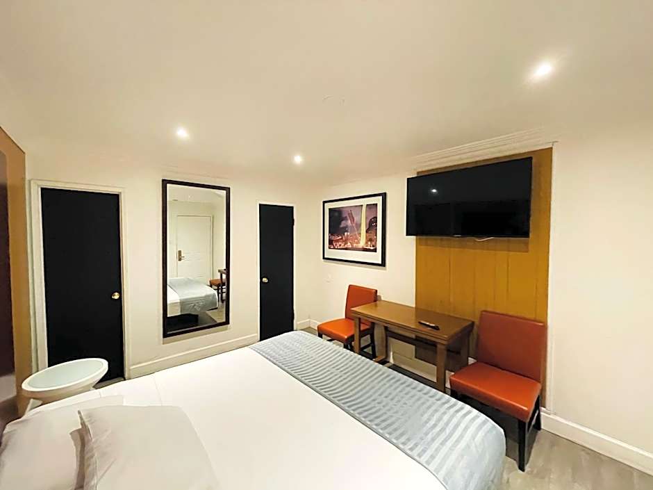 Casa Blanca Inn & Suites Whittier