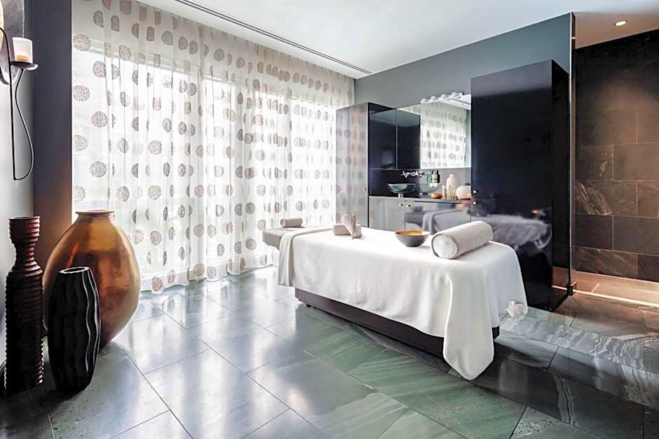 Radisson Blu Hotel, London Canary Wharf East