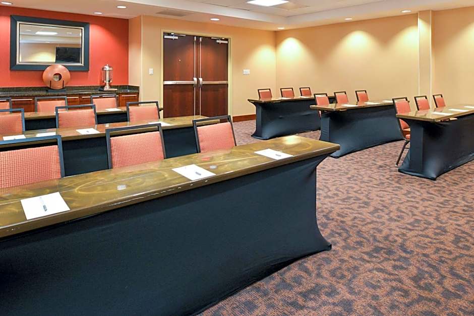 Hampton Inn By Hilton Frederick