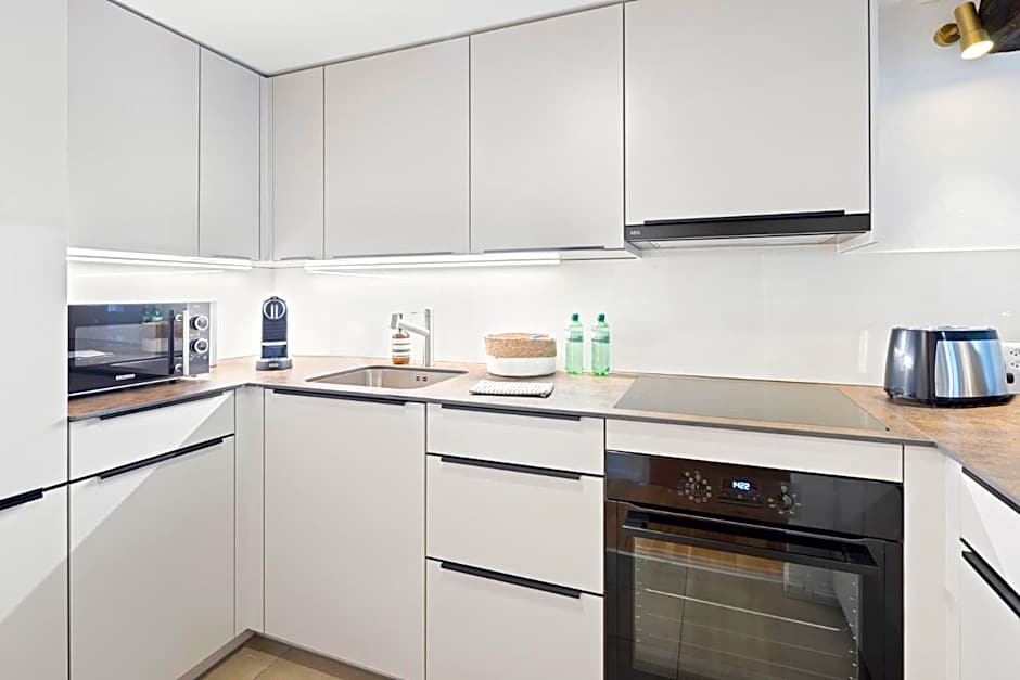 ARISER - Zug Old Town Suites