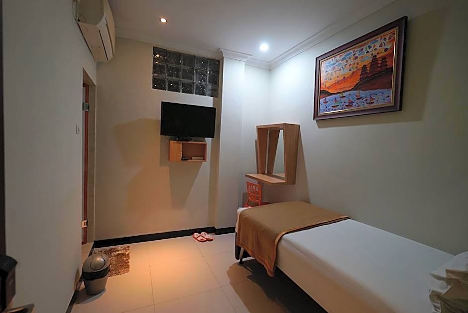 The Cabin Hotel Ngupasan