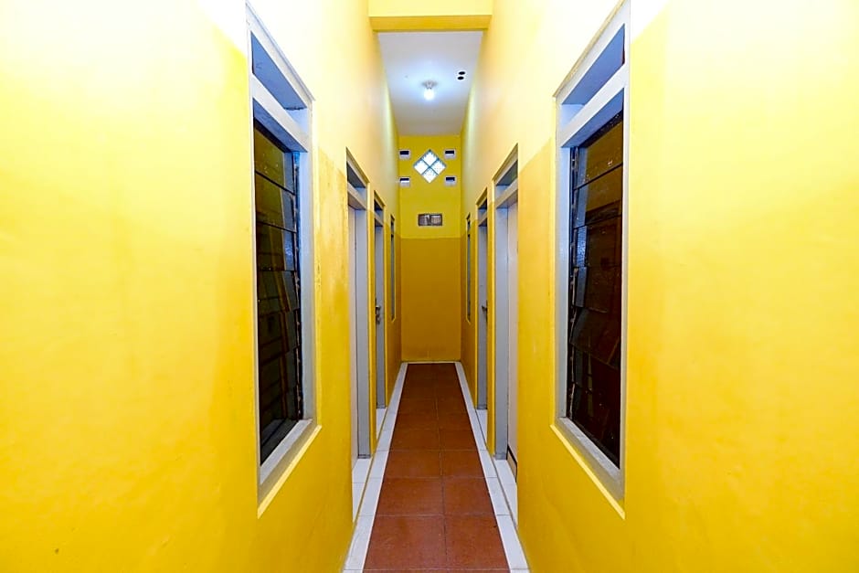 OYO Life 2867 Kos Kuning