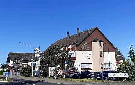 Land-gut-Hotel Zum alten Forsthaus - Aufladestation für Elektroautos