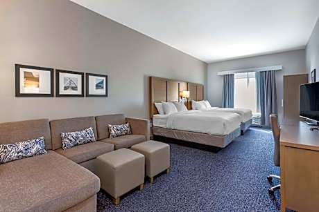 Queen Suite with Two Queen Beds - Non-Smoking
