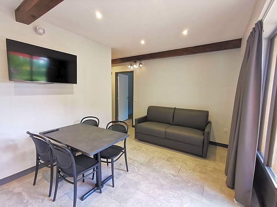 Domaine Jolidetour climatisé, piscine et tennis privés