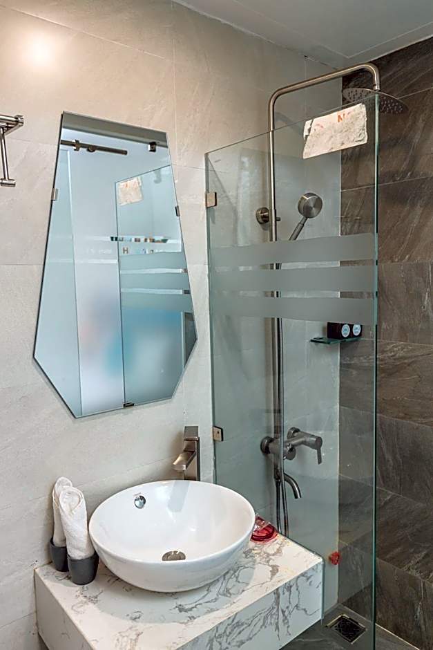 Tovo Hostel Nguyen Cong Tru