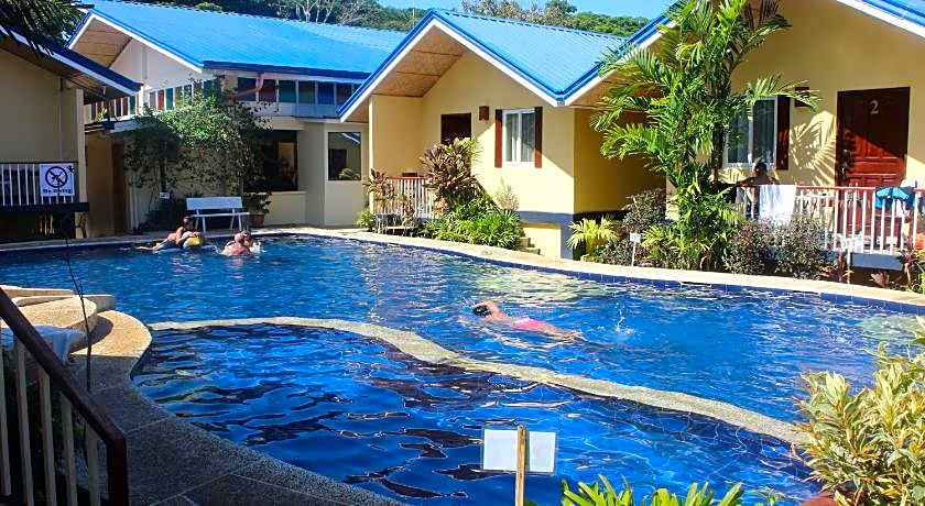 Blue Lagoon Inn & Suites