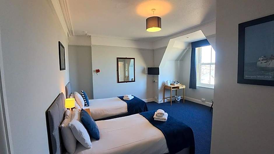 Royal Temple Yacht Club