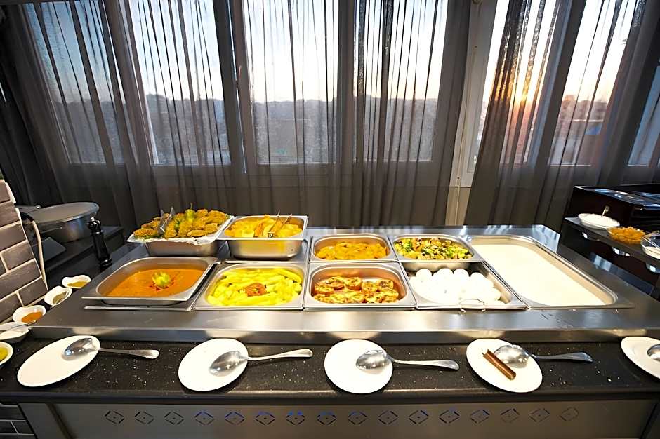 Mamlouk Pyramids Hotel