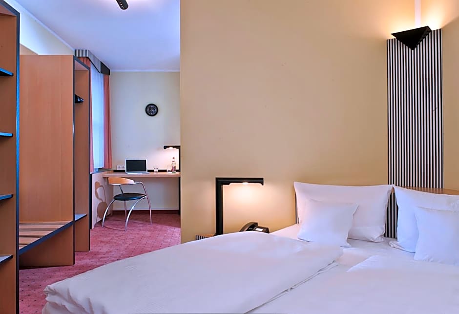 Tryp By Wyndham Halle