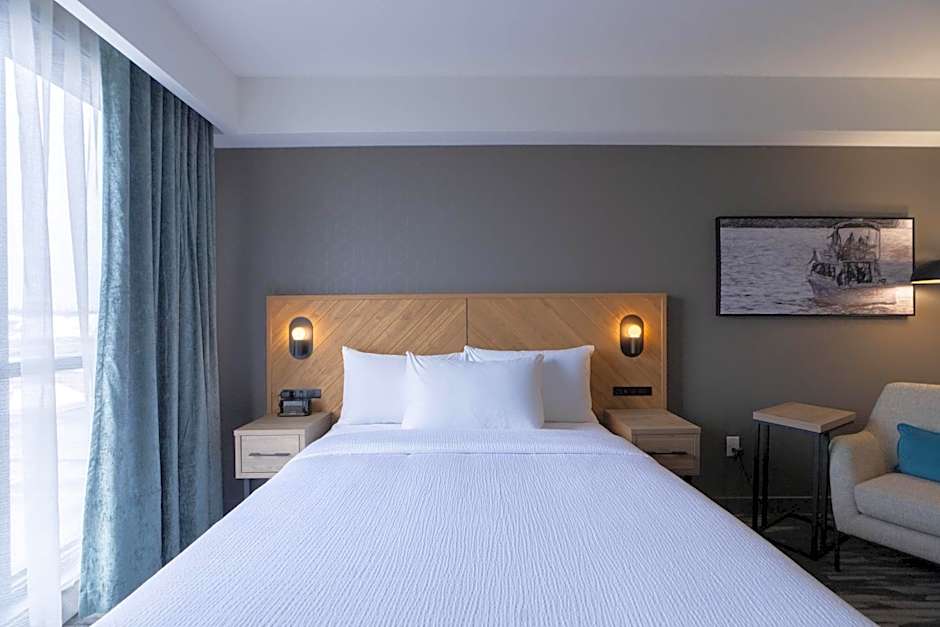 Sandman Signature Dartmouth Hotel & Suites