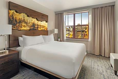 2 Bedroom Villa, Bedroom 1: 1 King, Bedroom 2: 1 King, Sofa bed, Balcony, Fireplace