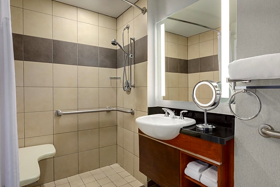 Hilton Baltimore BWI Airport