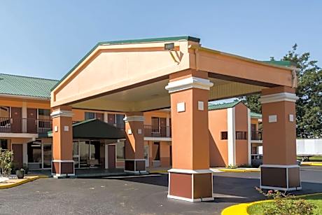 Econo Lodge Decatur South