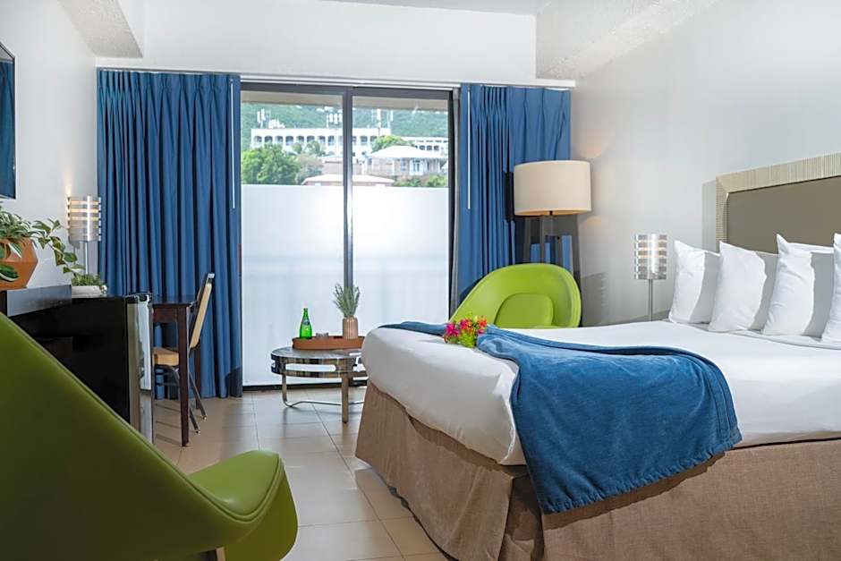 Windward Passage Hotel