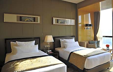 Executive Deluxe Twin