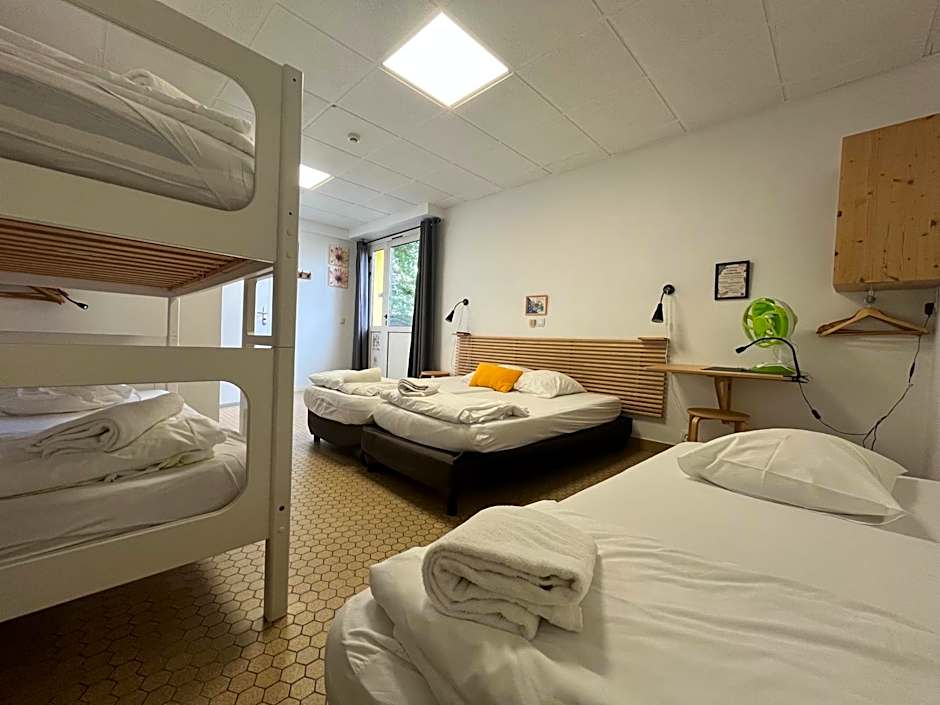 HOSTEL Les Bois Verts - Les Herbiers