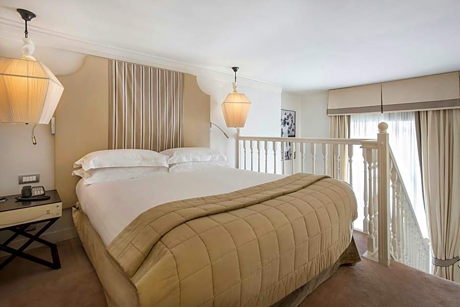 Hotel Castille Paris