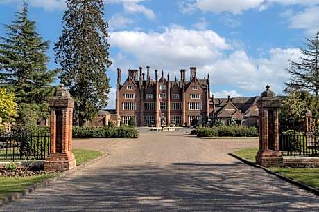 Dunston Hall
