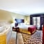Holiday Inn Express Hotel & Suites Macon-West By IHG