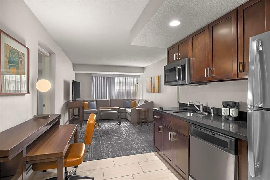 Homewood Suites by Hilton Indianapolis Carmel