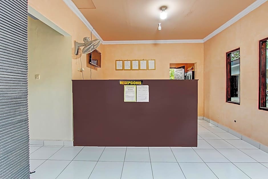 OYO 92289 Hotel Aji Kusuma