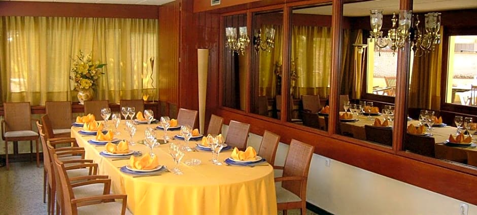 Hospedium Hotel Restaurant Trav