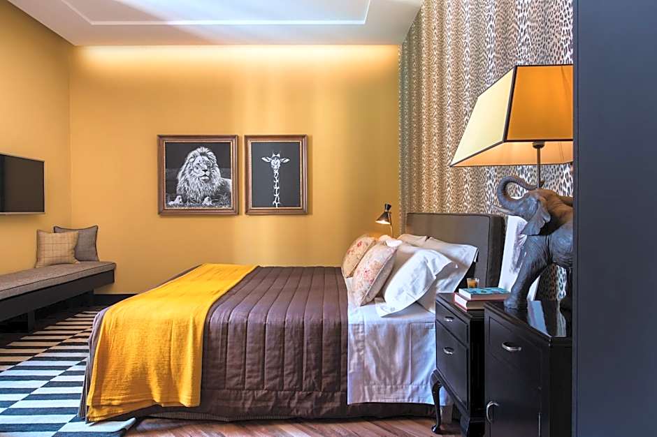 Velona's Jungle Luxury Suites