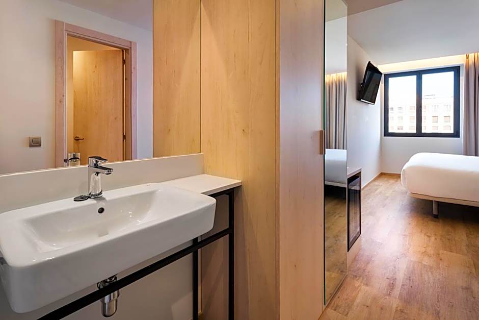 B&B HOTEL Málaga Centro