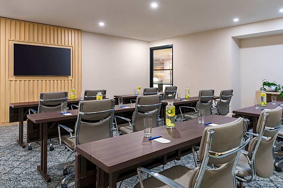 The Ven at Embassy Row, Washington, D.C., a Tribute Portfolio Hotel