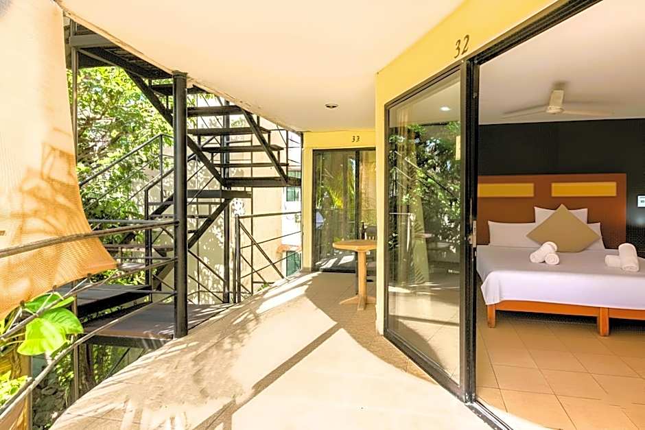 Hotel B&B by Playa del Karma