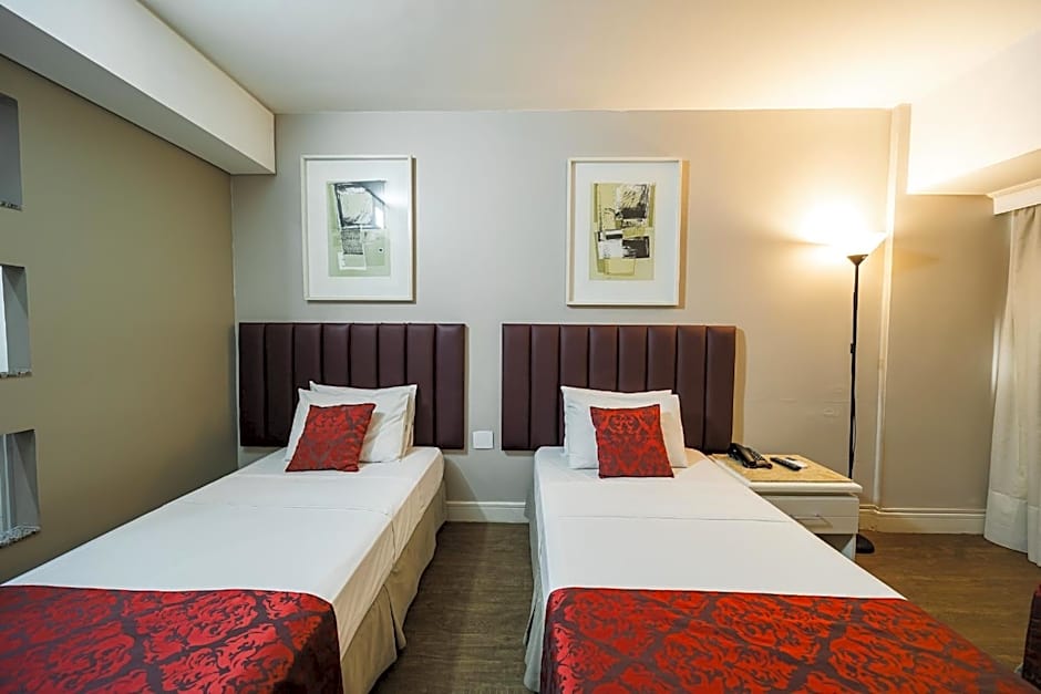 Hotel Victoria Villa Curitiba by Nacional Inn
