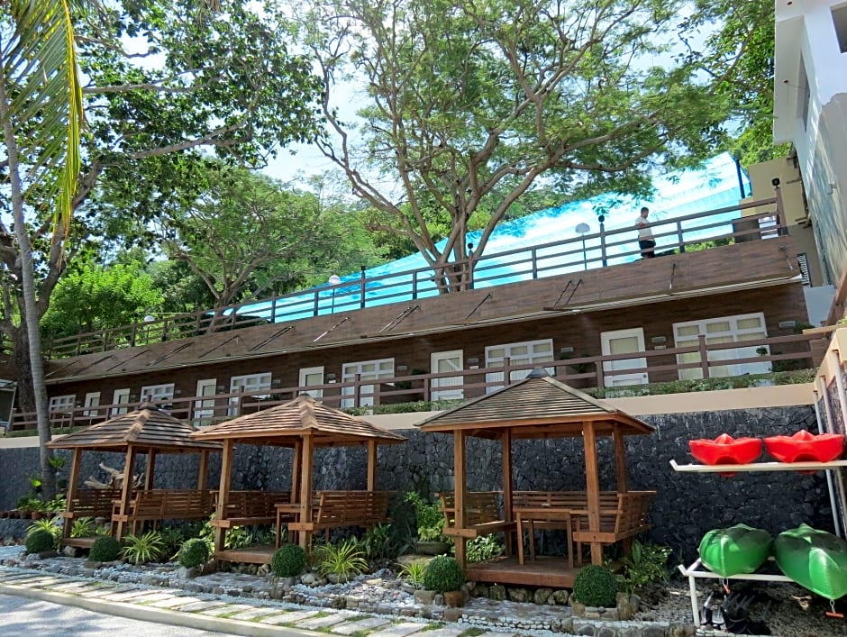 Anilao Awari Bay Resort